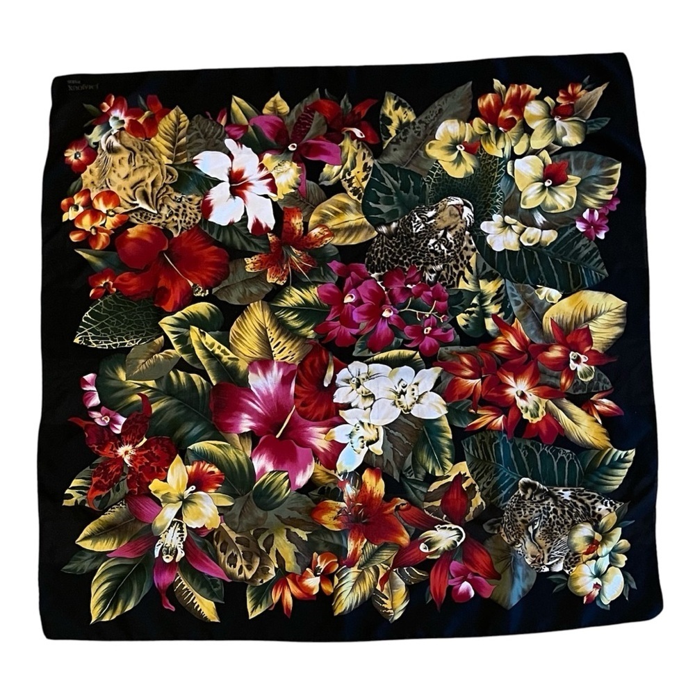 J. Majoux Paris Scarf